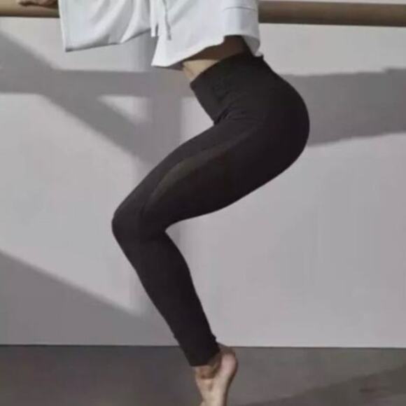 Athleta Womens Aura Heel Tight Leggings Super Soft Layer Athletic Small Black - Picture 6 of 6